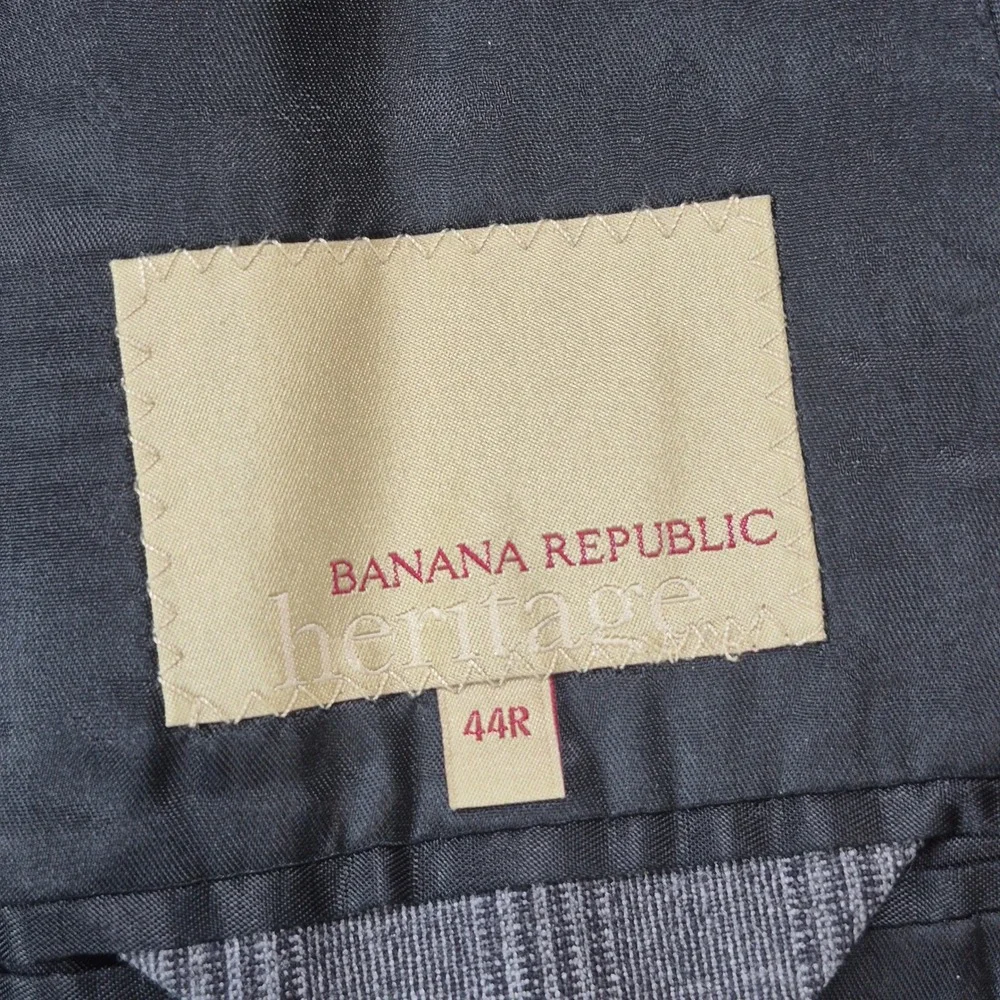 Banana Republic Heritage Blazer Mens 44R Gray Windowpane Plaid Italian Wool